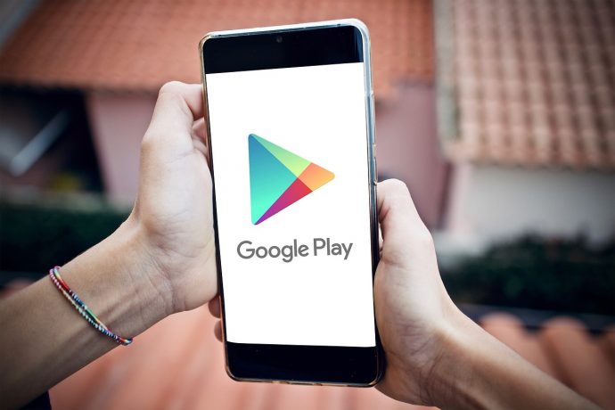 logo de Google Play sur un smartphone